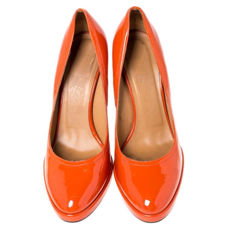 Pre Owned Salvatore Ferragamo Orange Patent Leather Wedge Platform Pumps Size 38.5
