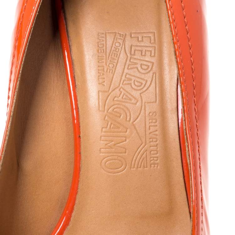 Pre Owned Salvatore Ferragamo Orange Patent Leather Wedge Platform Pumps Size 38.5