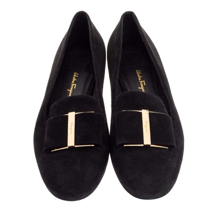 Pre Owned Salvatore Ferragamo Black Suede Sarno Bow Loafer Size 40.5