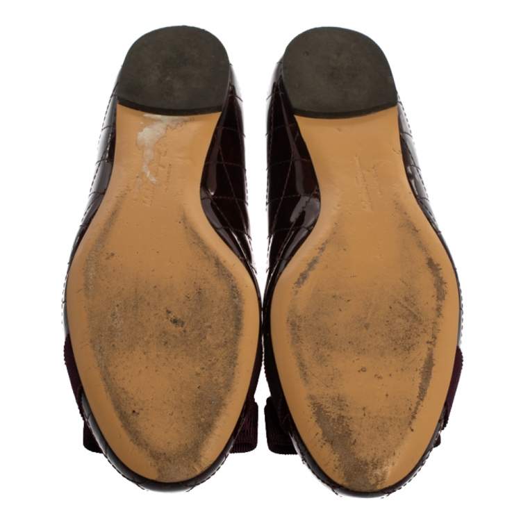 Pre Owned Salvatore Ferragamo Burgundy Quilted Patent Leather Varina Vara Bow Flats Size 37