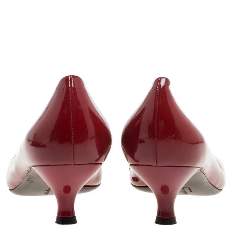 Pre Owned Salvatore Ferragamo Red Patent Leather Vara Bow Pumps Size 40.5