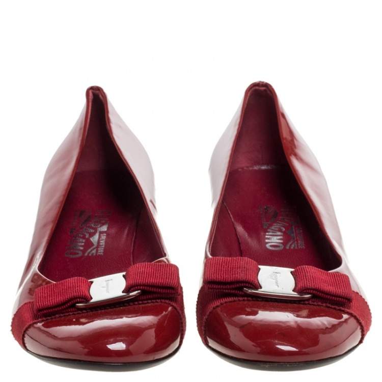 Pre Owned Salvatore Ferragamo Red Patent Leather Vara Bow Pumps Size 40.5