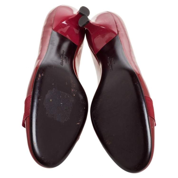 Pre Owned Salvatore Ferragamo Red Patent Leather Vara Bow Pumps Size 40.5