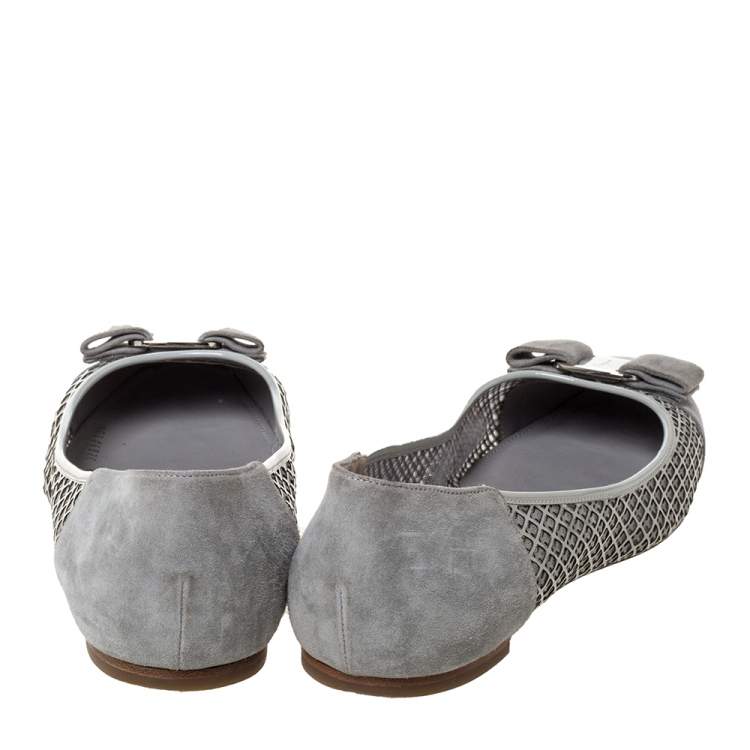 Pre Owned Salvatore Ferragamo Grey Suede And Patent Leather Laser Cut Vara Bow Ballet Flats Size 40