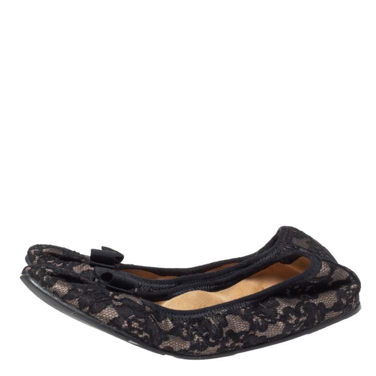 مملوكة مسبقًا Salvatore Ferragamo Black Lace My Joy Bow Scrunch Ballet Flats Size 38