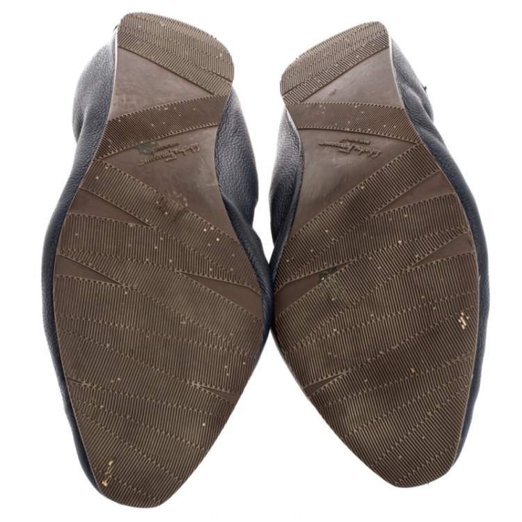 مملوكة مسبقًا Salvatore Ferragamo Blue Leather Bow Scrunch Ballet Flats Size 40