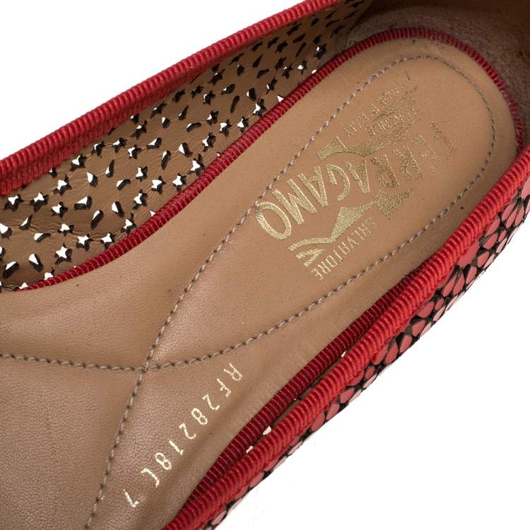 Pre Owned Salvatore Ferragamo Red Patent Leather Laser Cut Ballet Flats Size 37.5