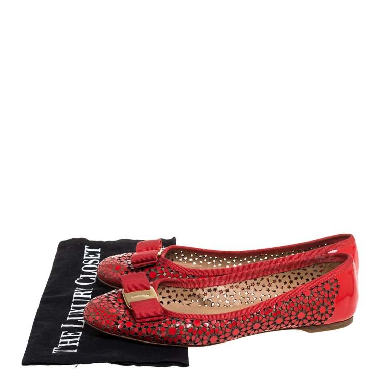 Pre Owned Salvatore Ferragamo Red Patent Leather Laser Cut Ballet Flats Size 37.5