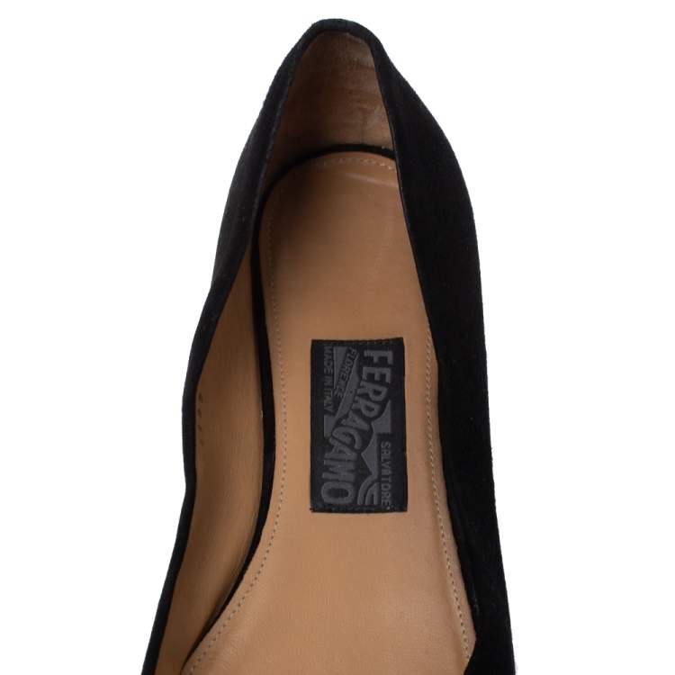 مملوكة مسبقًا Salvatore Ferragamo Black Suede Crystal Bow Ballet Flats Size 39.5
