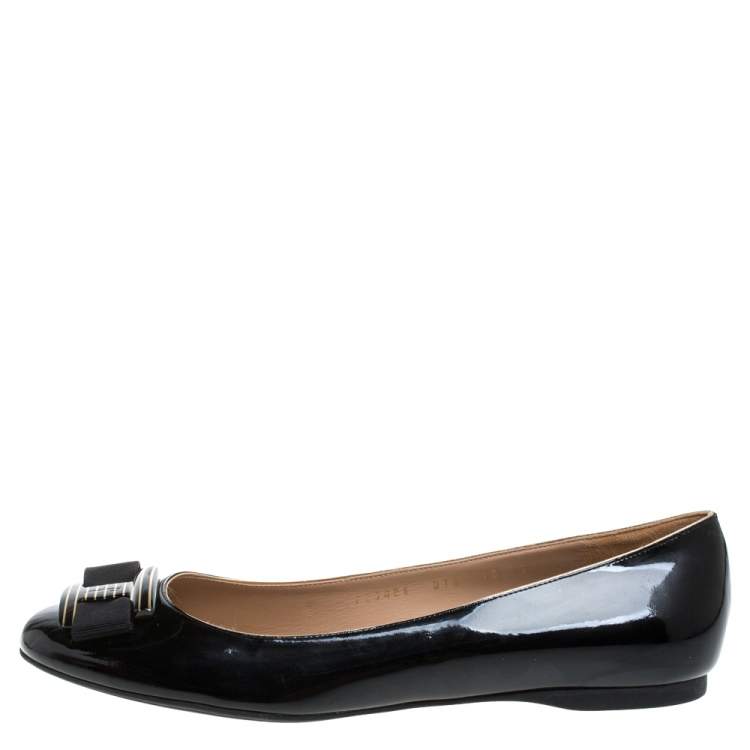 مملوكة مسبقًا Salvatore Ferragamo Black Patent Leather Ballet Flats Size 40.5