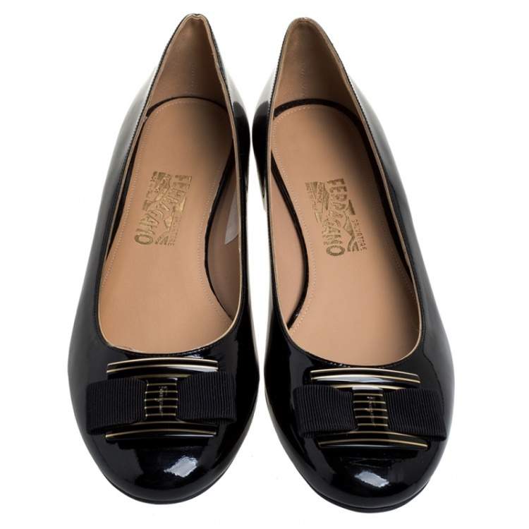 مملوكة مسبقًا Salvatore Ferragamo Black Patent Leather Ballet Flats Size 40.5