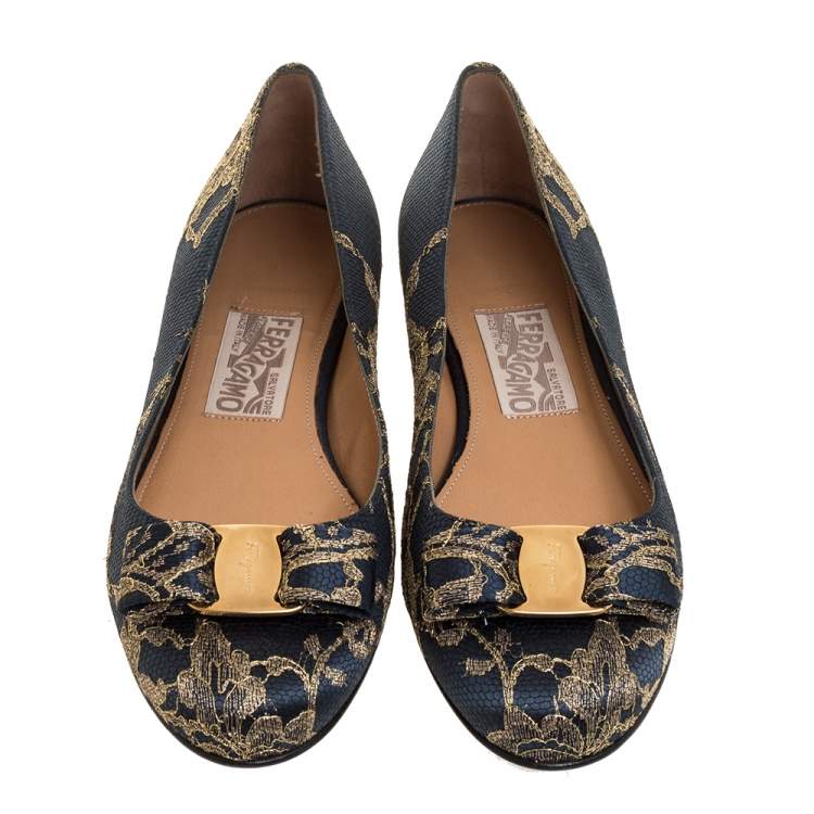 Pre Owned Salvatore Ferragamo Blue Bordeaux Satin And Lace Tarita Ballet Flats Size 38.5