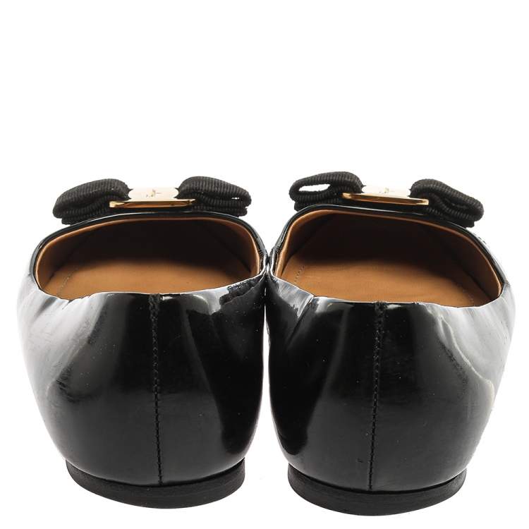Pre Owned Salvatore Ferragamo Black Patent Leather Vara Bow Flats Size 37