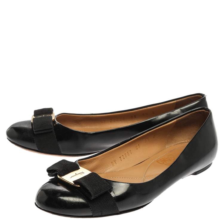 Pre Owned Salvatore Ferragamo Black Patent Leather Vara Bow Flats Size 37