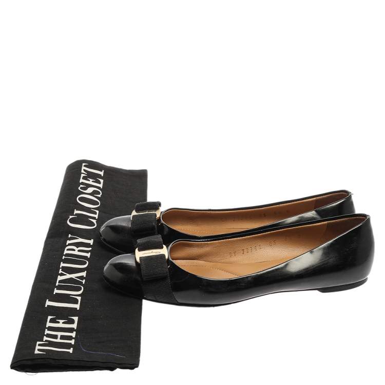 Pre Owned Salvatore Ferragamo Black Patent Leather Vara Bow Flats Size 37