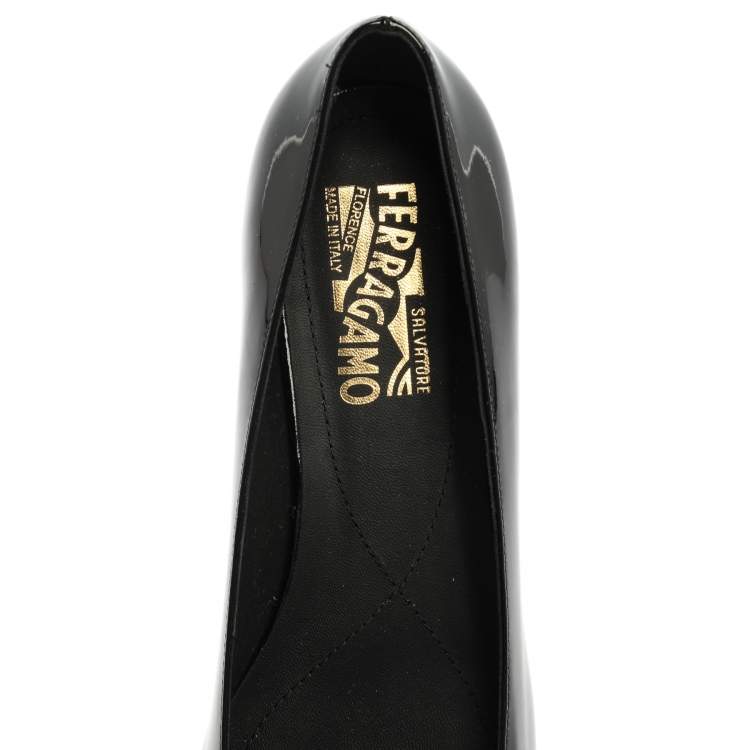 Pre Owned Salvatore Ferragamo Black Patent Leather Varina  Flats Size 39