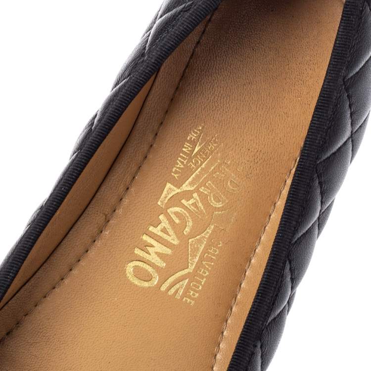 Pre Owned Salvatore Ferragamo Black Quilted Leather Varina Ballet Flats Size 37