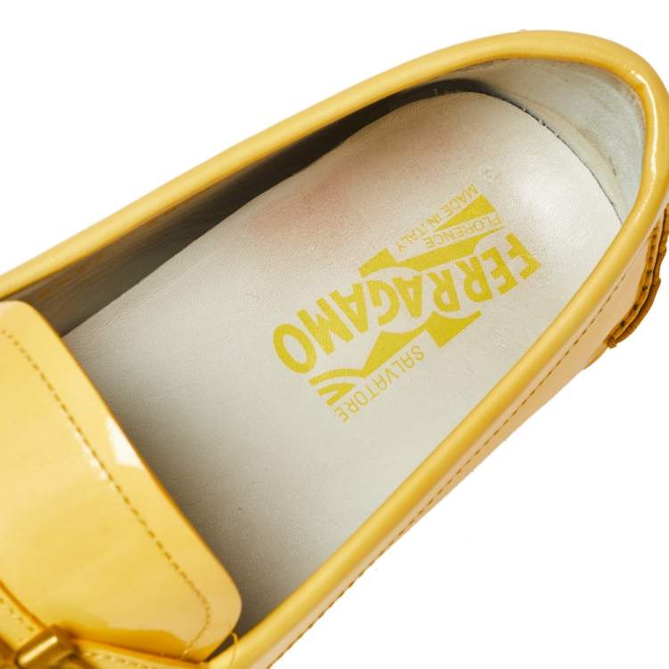 Pre Owned Salvatore Ferragamo Yellow Patent Leather Parigi Slip On Loafers Size 39.5