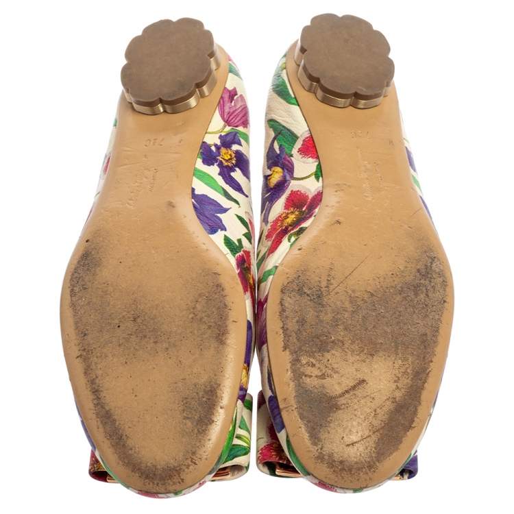 مملوكة مسبقًا Salvatore Ferragamo Multicolor Floral Print Leather Avola Bow Ballet Flats Size 38