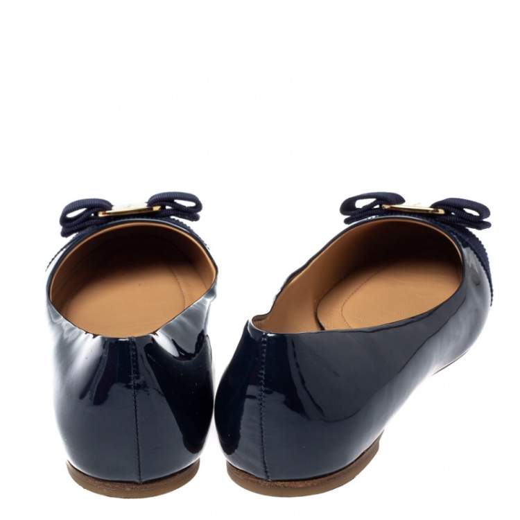Pre Owned Salvatore Ferragamo Blue Patent Leather Varina Bow Flats Size 38.5