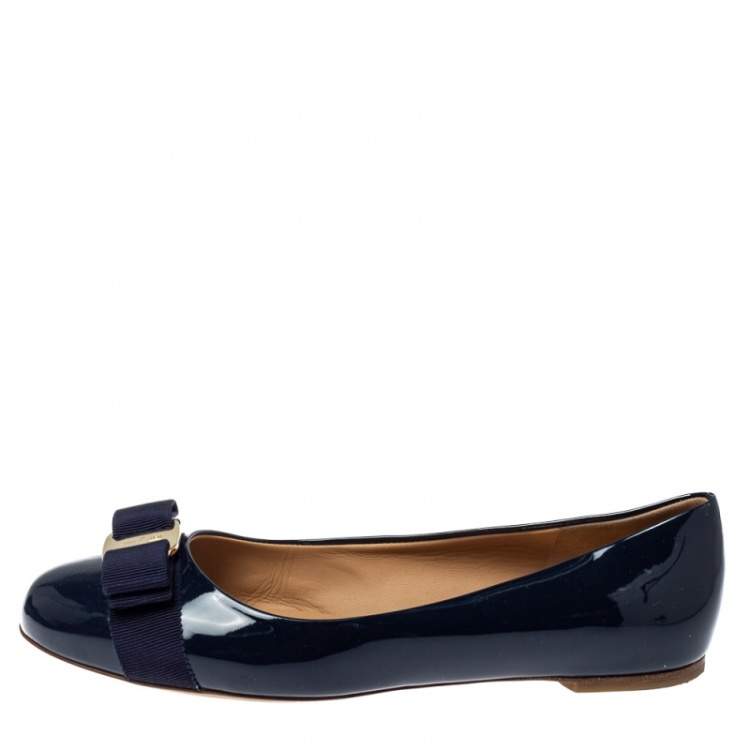 Pre Owned Salvatore Ferragamo Blue Patent Leather Varina Bow Flats Size 38.5