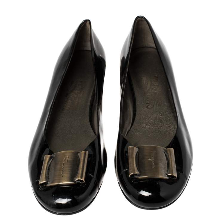 Pre Owned Salvatore Ferragamo Black Patent Leather Degrade Ballet Flats Size 38.5