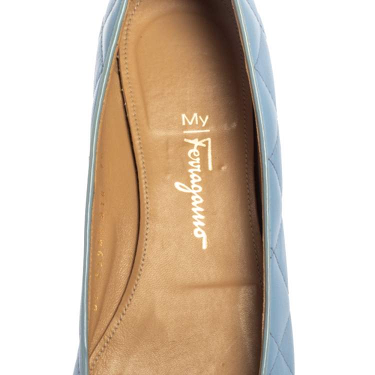 مملوكة مسبقًا Salvatore Ferragamo Blue Quilted Leather Bow Ballet Flats Size 38