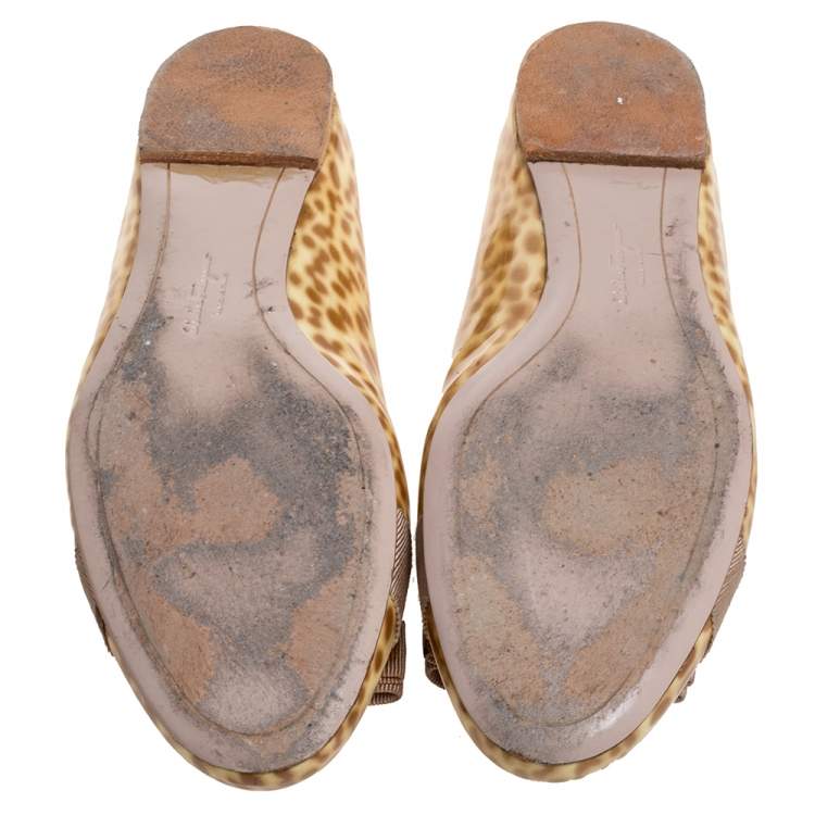 Pre Owned Salvatore Ferragamo Cream Animal Print Patent Leather Varina Ballet Flats Size 40.5
