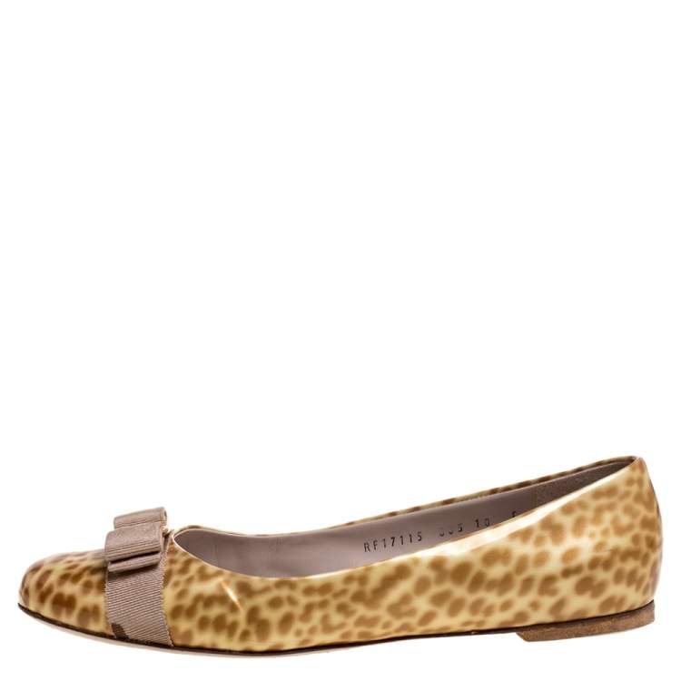 Pre Owned Salvatore Ferragamo Cream Animal Print Patent Leather Varina Ballet Flats Size 40.5