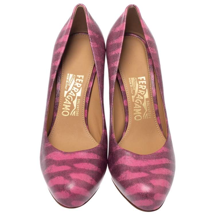 Pre Owned Salvatore Ferragamo Pink Animal Print Leather Pumps Size 37