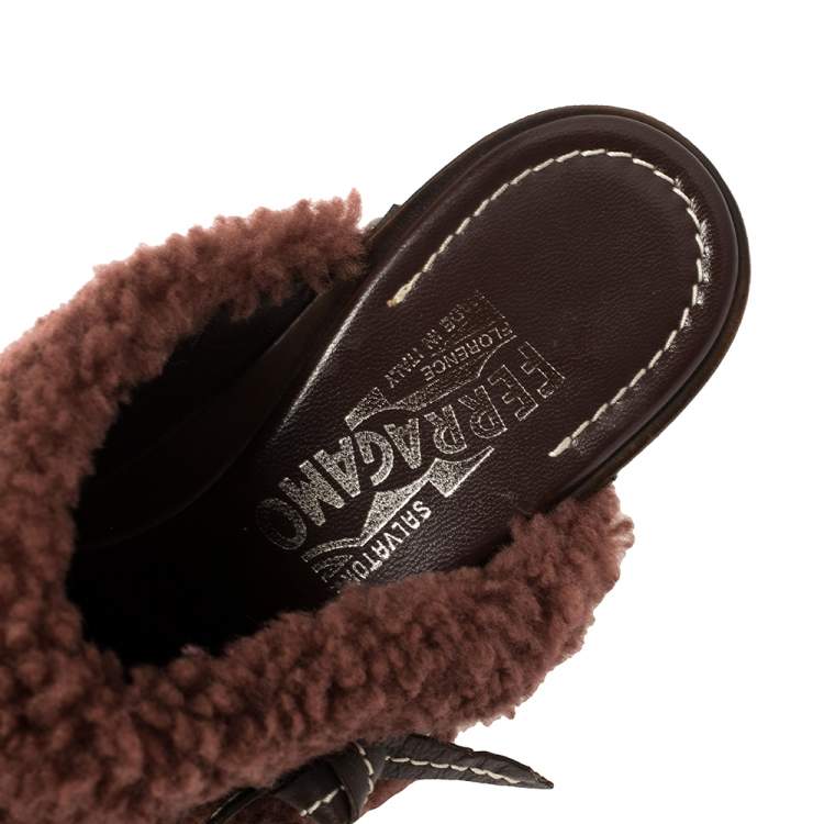 Pre Owned Salvatore Ferragamo Brown Leather And Faux Fur Studded Clog Mules Size 38.5
