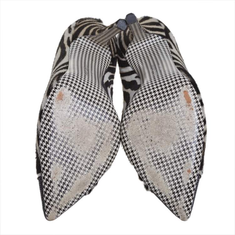 Pre Owned Salvatore Ferragamo Black/White Zebra Print Calf Hair And Stingray Leather Pumps Size 40