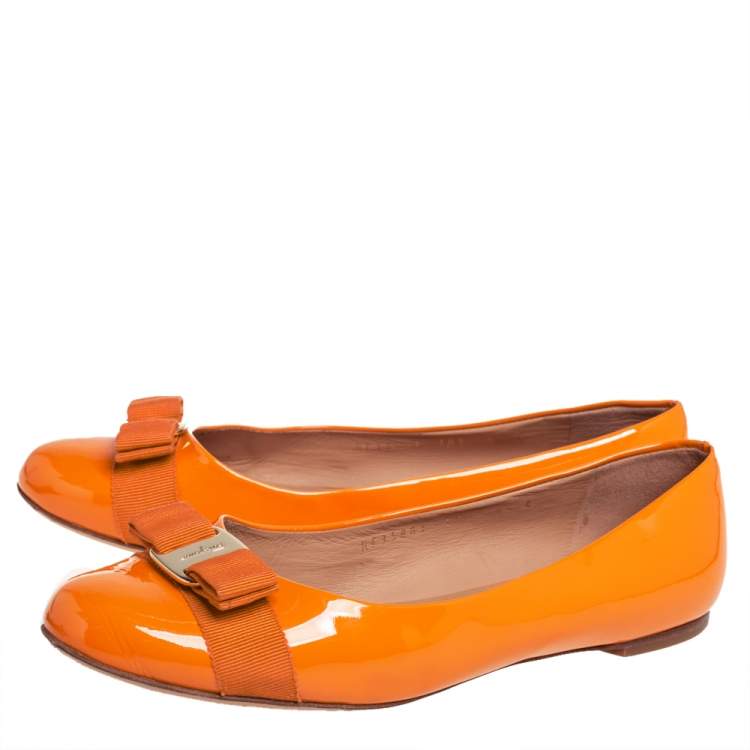 Pre Owned Salvatore Ferragamo Orange Patent Leather Vara Bow Ballet Flats Size 40