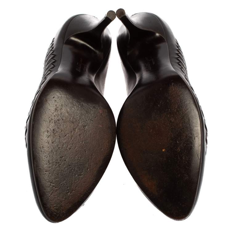 Pre Owned Salvatore Ferragamo Dark Brown Leather Pumps Size 39.5