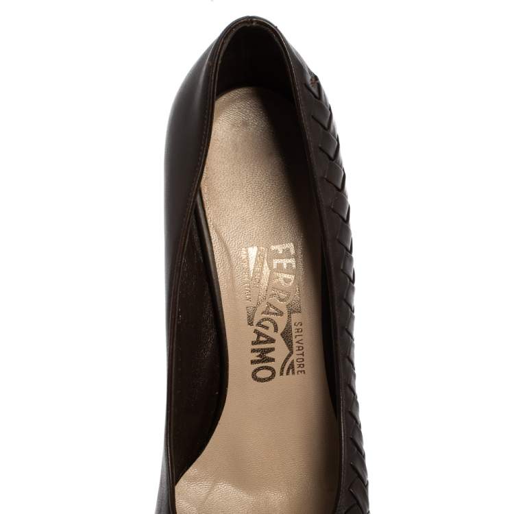 Pre Owned Salvatore Ferragamo Dark Brown Leather Pumps Size 39.5