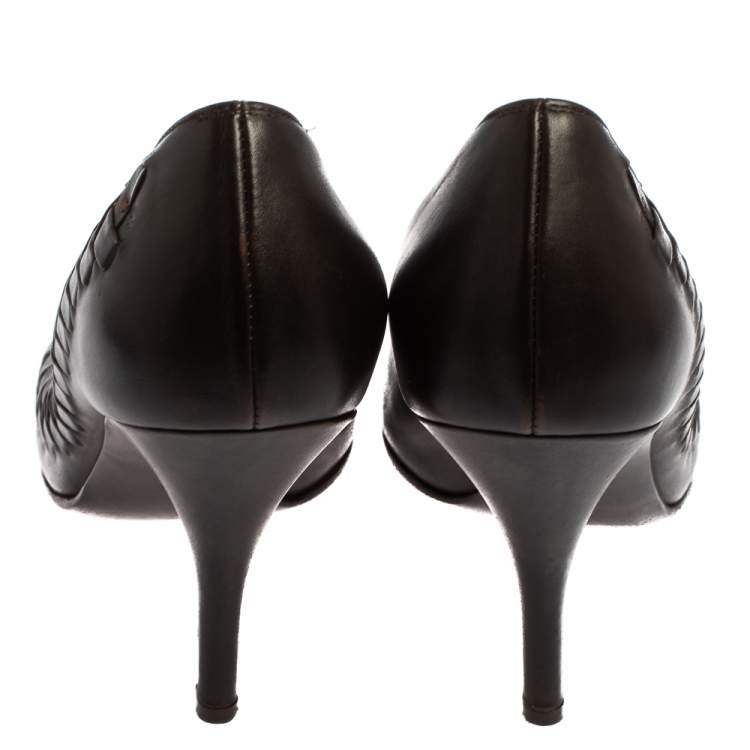 Pre Owned Salvatore Ferragamo Dark Brown Leather Pumps Size 39.5