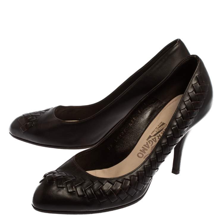 Pre Owned Salvatore Ferragamo Dark Brown Leather Pumps Size 39.5