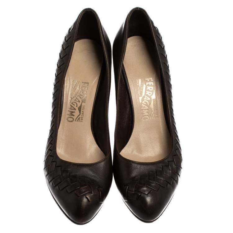 Pre Owned Salvatore Ferragamo Dark Brown Leather Pumps Size 39.5
