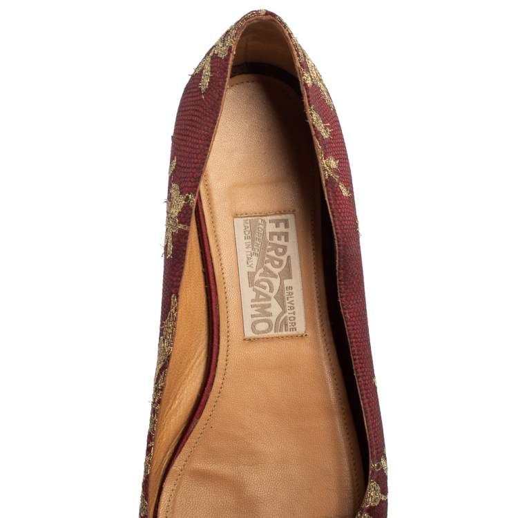 Pre Owned Salvatore Ferragamo Burgundy Lace Varina Ballet Flats Size 40.5