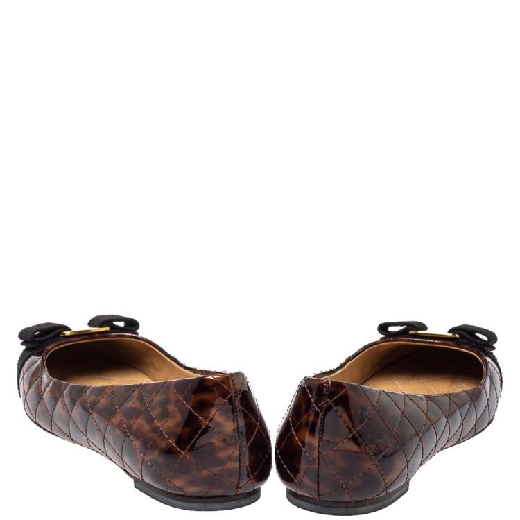 Pre Owned Salvatore Ferragamo Brown Tortoiseshell Print Patent Leather Varina Ballet Flats Size 39.5
