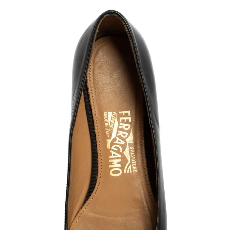 Pre Owned Salvatore Ferragamo Black Leather Ena Gancini Flats Size 36.5
