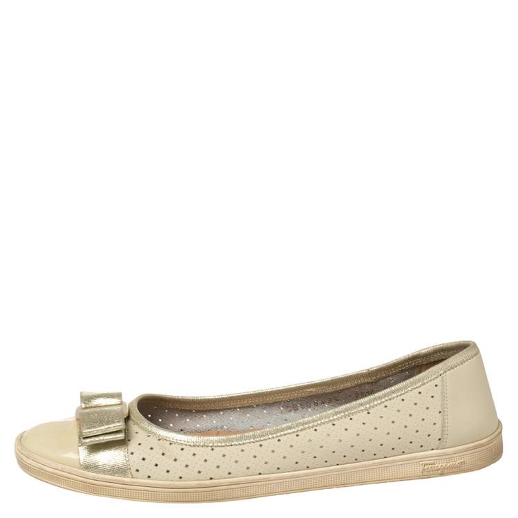 Pre Owned Salvatore Ferragamo Cream Leather Rufina Ballet Flats Size 38
