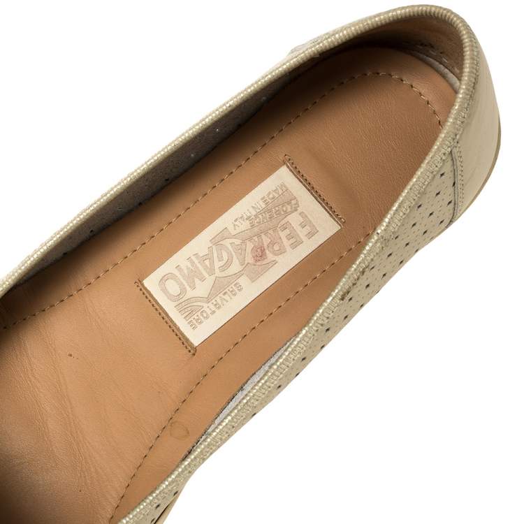 Pre Owned Salvatore Ferragamo Cream Leather Rufina Ballet Flats Size 38