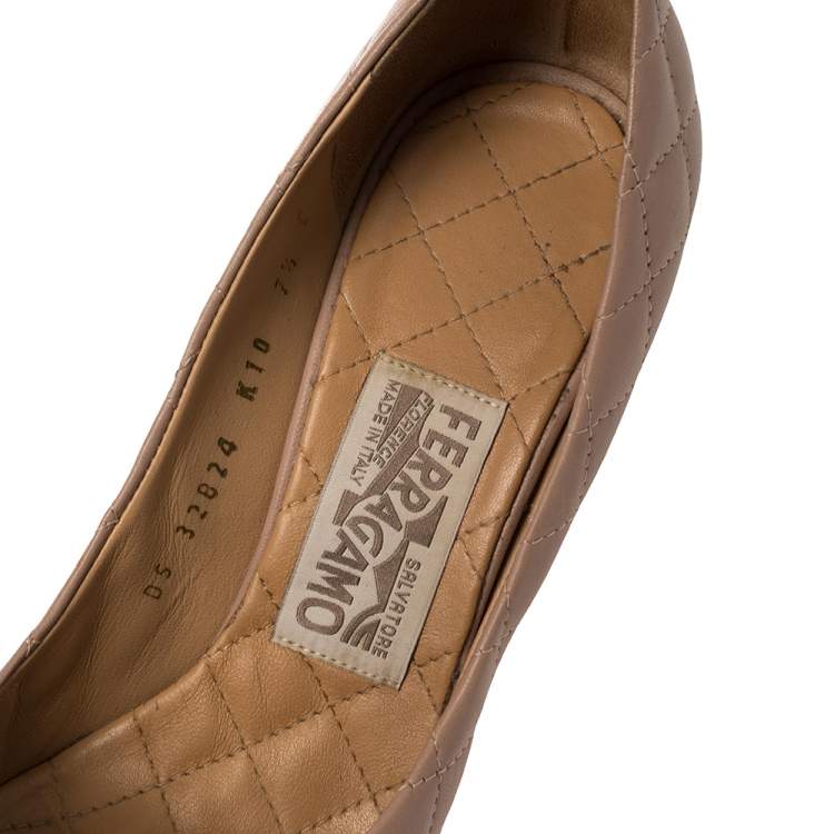 Pre Owned Salvatore Ferragamo Pink Quilted Leather Vara Bow Platform Pumps Size 38