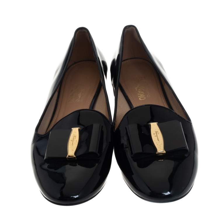 Pre Owned Salvatore Ferragamo Black Patent Leather Vara Bow Smoking Slippers Size 41.5