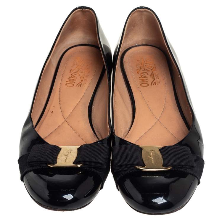 Pre Owned Salvatore Ferragamo Black Patent Leather Vara Bow Ballet Flats Size 39.5