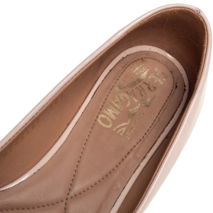 Pre Owned Salvatore Ferragamo Nude Pink Patent Leather Vara Bow Flats Size 37