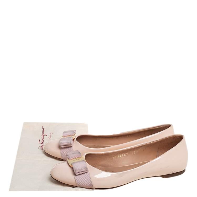 Pre Owned Salvatore Ferragamo Nude Pink Patent Leather Vara Bow Flats Size 37
