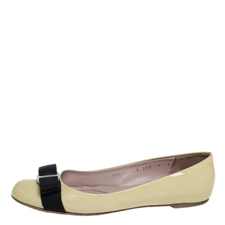 Pre Owned Salvatore Ferragamo Yellow Patent Leather Vara Bow Ballet Flats Size 38.5