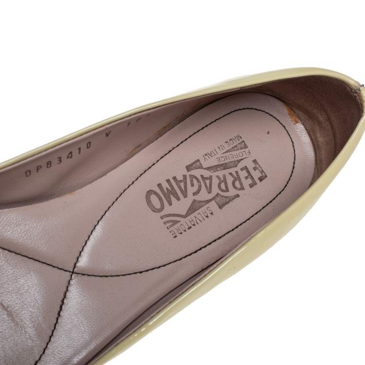 Pre Owned Salvatore Ferragamo Yellow Patent Leather Vara Bow Ballet Flats Size 38.5